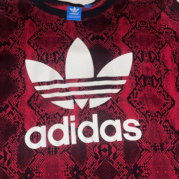 Women’s adidas set - Picture 3 of 6